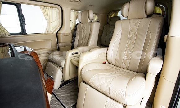 Buy Used Hyundai Grand Starex White Car in Bangkok in Bangkok Buy Used Hyundai Grand Starex White Car in Bangkok in Bangkok