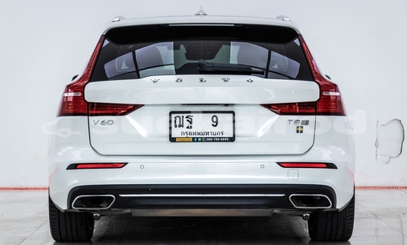 Buy Used Volvo V60 White Car in Bangkok in Bangkok Buy Used Volvo V60 White Car in Bangkok in Bangkok