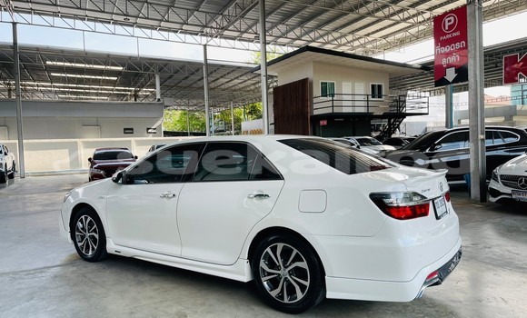Buy Used Toyota Camry White Car in Bangkok in Bangkok Buy Used Toyota Camry White Car in Bangkok in Bangkok