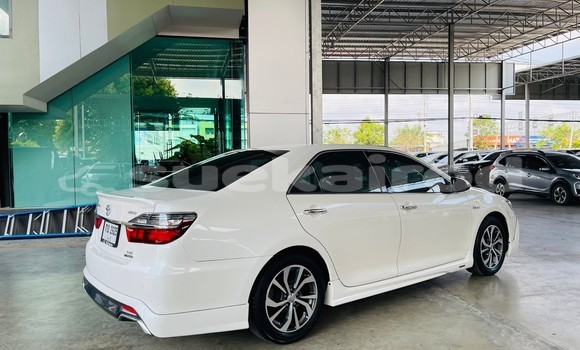 Buy Used Toyota Camry White Car in Bangkok in Bangkok Buy Used Toyota Camry White Car in Bangkok in Bangkok