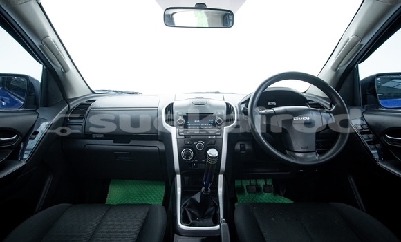 ซื้อ รถมือสอง Isuzu D-Max สีน้ำเงิน รถยนต์ ใน %{เมือง} ใน กรุงเทพมหานคร ซื้อ รถมือสอง Isuzu D-Max สีน้ำเงิน รถยนต์ ใน %{เมือง} ใน กรุงเทพมหานคร