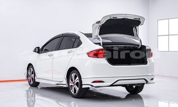 ซื้อ รถมือสอง Honda City ขาว รถยนต์ ใน %{เมือง} ใน กรุงเทพมหานคร ซื้อ รถมือสอง Honda City ขาว รถยนต์ ใน %{เมือง} ใน กรุงเทพมหานคร