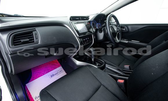 ซื้อ รถมือสอง Honda City ขาว รถยนต์ ใน %{เมือง} ใน กรุงเทพมหานคร ซื้อ รถมือสอง Honda City ขาว รถยนต์ ใน %{เมือง} ใน กรุงเทพมหานคร