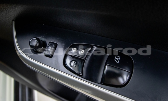 Buy Used Nissan Navara (Frontier) White Car in Bangkok in Bangkok Buy Used Nissan Navara (Frontier) White Car in Bangkok in Bangkok