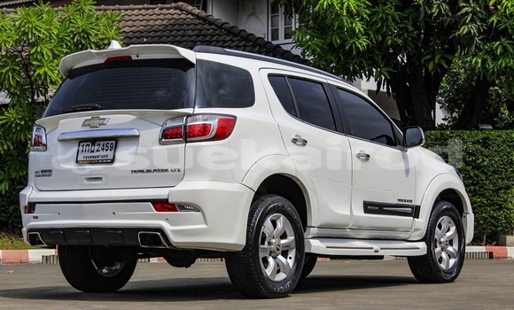 Buy Used Chevrolet TrailBlazer White Car in Bangkok in Bangkok Buy Used Chevrolet TrailBlazer White Car in Bangkok in Bangkok