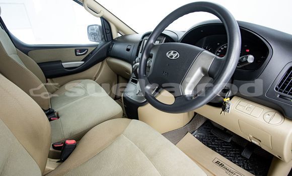 Buy Used Hyundai H1 Brown Car in Bangkok in Bangkok Buy Used Hyundai H1 Brown Car in Bangkok in Bangkok