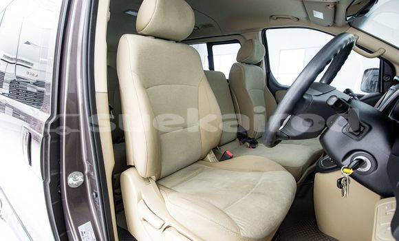 Buy Used Hyundai H1 Brown Car in Bangkok in Bangkok Buy Used Hyundai H1 Brown Car in Bangkok in Bangkok