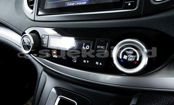 Buy Used Honda CR-V White Car in Bangkok in Bangkok Buy Used Honda CR-V White Car in Bangkok in Bangkok