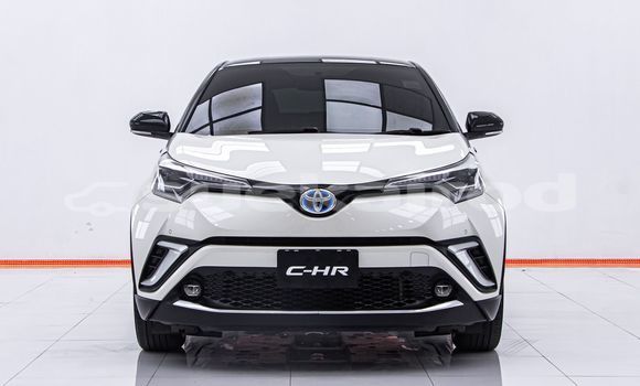 Buy Used Toyota C-HR White Car in Bangkok in Bangkok Buy Used Toyota C-HR White Car in Bangkok in Bangkok