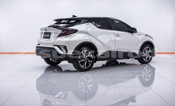 Buy Used Toyota C-HR White Car in Bangkok in Bangkok Buy Used Toyota C-HR White Car in Bangkok in Bangkok