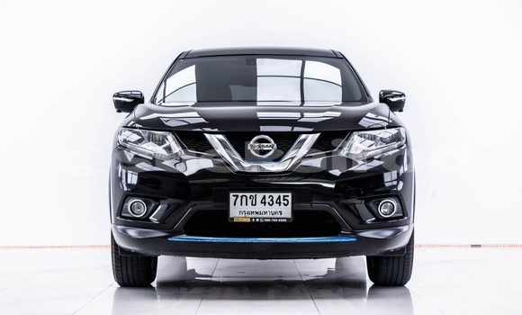 ซื้อ รถมือสอง Nissan X-Trail สีดำ รถยนต์ ใน %{เมือง} ใน กรุงเทพมหานคร