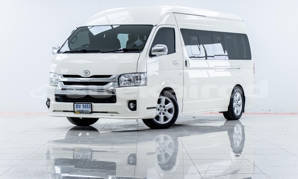 ซื้อ รถมือสอง Toyota Commuter ขาว รถยนต์ ใน %{เมือง} ใน กรุงเทพมหานคร ซื้อ รถมือสอง Toyota Commuter ขาว รถยนต์ ใน %{เมือง} ใน กรุงเทพมหานคร