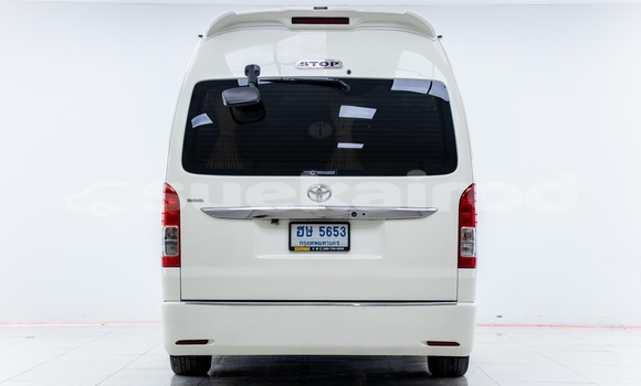 ซื้อ รถมือสอง Toyota Commuter ขาว รถยนต์ ใน %{เมือง} ใน กรุงเทพมหานคร ซื้อ รถมือสอง Toyota Commuter ขาว รถยนต์ ใน %{เมือง} ใน กรุงเทพมหานคร