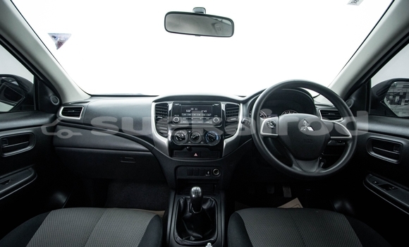 Buy Used Mitsubishi Triton White Car in Bangkok in Bangkok Buy Used Mitsubishi Triton White Car in Bangkok in Bangkok