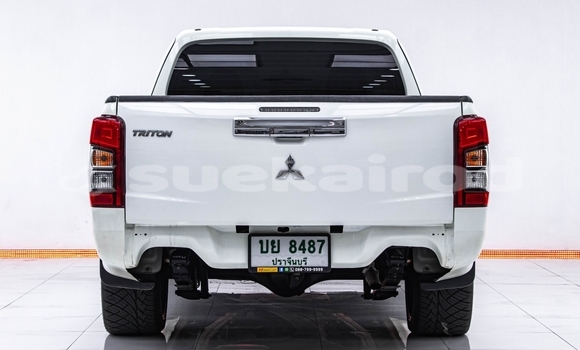 Buy Used Mitsubishi Triton White Car in Bangkok in Bangkok Buy Used Mitsubishi Triton White Car in Bangkok in Bangkok
