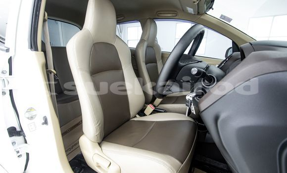 ซื้อ รถมือสอง Honda Brio ขาว รถยนต์ ใน %{เมือง} ใน กรุงเทพมหานคร ซื้อ รถมือสอง Honda Brio ขาว รถยนต์ ใน %{เมือง} ใน กรุงเทพมหานคร