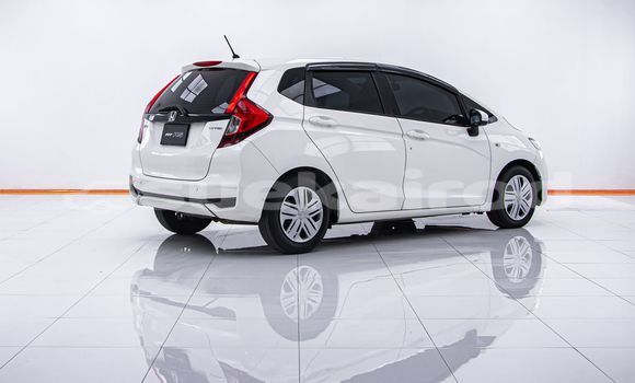 Buy Used Honda Jazz White Car in Bangkok in Bangkok Buy Used Honda Jazz White Car in Bangkok in Bangkok