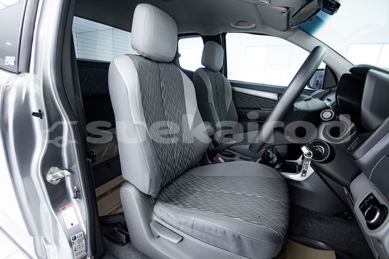 Big with watermark chevrolet colorado bangkok bangkok 70287