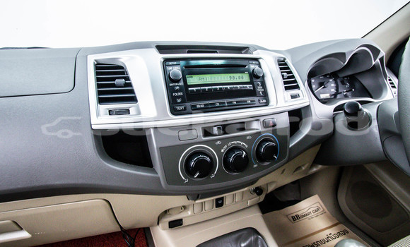 ซื้อ รถมือสอง Toyota Hiluxe VIGO สีดำ รถยนต์ ใน %{เมือง} ใน กรุงเทพมหานคร ซื้อ รถมือสอง Toyota Hiluxe VIGO สีดำ รถยนต์ ใน %{เมือง} ใน กรุงเทพมหานคร