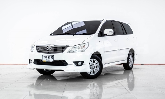 Buy Used Toyota Innova White Car in Bangkok in Bangkok Buy Used Toyota Innova White Car in Bangkok in Bangkok