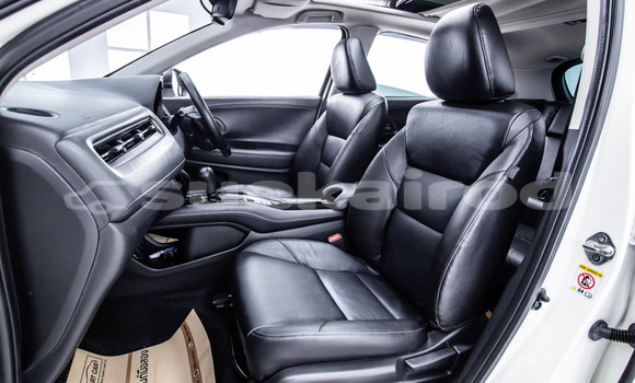 ซื้อ รถมือสอง Honda HR-V ขาว รถยนต์ ใน %{เมือง} ใน กรุงเทพมหานคร ซื้อ รถมือสอง Honda HR-V ขาว รถยนต์ ใน %{เมือง} ใน กรุงเทพมหานคร