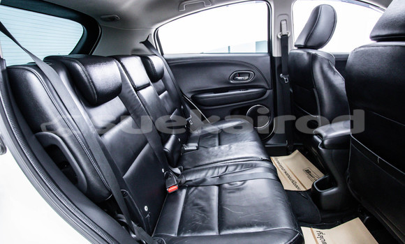 ซื้อ รถมือสอง Honda HR-V ขาว รถยนต์ ใน %{เมือง} ใน กรุงเทพมหานคร ซื้อ รถมือสอง Honda HR-V ขาว รถยนต์ ใน %{เมือง} ใน กรุงเทพมหานคร