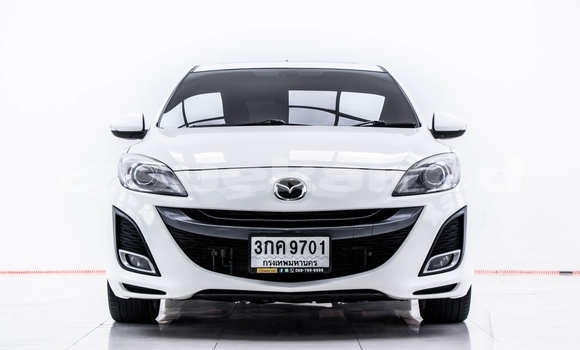 ซื้อ รถมือสอง Mazda 3 ขาว รถยนต์ ใน %{เมือง} ใน กรุงเทพมหานคร