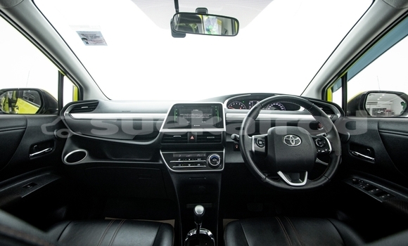 Buy Used Toyota Sienta Green Car in Bangkok in Bangkok Buy Used Toyota Sienta Green Car in Bangkok in Bangkok