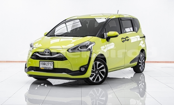 Buy Used Toyota Sienta Green Car in Bangkok in Bangkok Buy Used Toyota Sienta Green Car in Bangkok in Bangkok