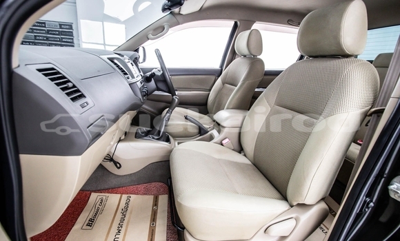 ซื้อ รถมือสอง Toyota Hiluxe VIGO สีดำ รถยนต์ ใน %{เมือง} ใน กรุงเทพมหานคร ซื้อ รถมือสอง Toyota Hiluxe VIGO สีดำ รถยนต์ ใน %{เมือง} ใน กรุงเทพมหานคร