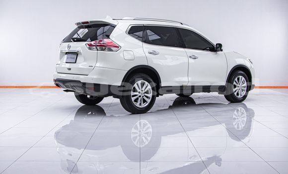 Buy Used Nissan X-Trail White Car in Bangkok in Bangkok Buy Used Nissan X-Trail White Car in Bangkok in Bangkok