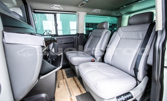 ซื้อ รถมือสอง Volkswagen Caravelle ขาว รถยนต์ ใน %{เมือง} ใน กรุงเทพมหานคร ซื้อ รถมือสอง Volkswagen Caravelle ขาว รถยนต์ ใน %{เมือง} ใน กรุงเทพมหานคร