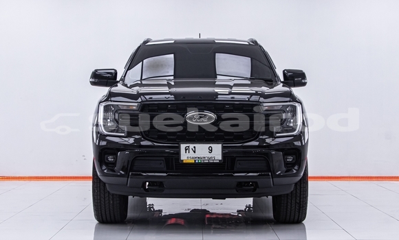 Buy Used Ford Everest Black Car in Bangkok in Bangkok