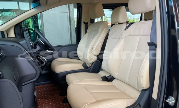 Buy Used Hyundai Starex Black Car in Bangkok in Bangkok Buy Used Hyundai Starex Black Car in Bangkok in Bangkok