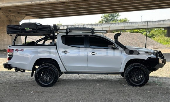 Buy Used Mitsubishi Triton White Car in Bangkok in Bangkok Buy Used Mitsubishi Triton White Car in Bangkok in Bangkok