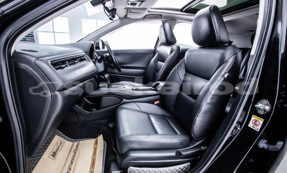 ซื้อ รถมือสอง Honda HR-V สีดำ รถยนต์ ใน %{เมือง} ใน กรุงเทพมหานคร ซื้อ รถมือสอง Honda HR-V สีดำ รถยนต์ ใน %{เมือง} ใน กรุงเทพมหานคร