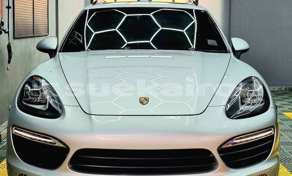 ซื้อ รถมือสอง Porsche Cayenne ขาว รถยนต์ ใน %{เมือง} ใน กรุงเทพมหานคร