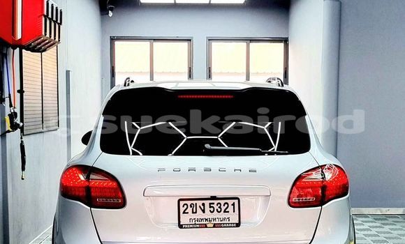 ซื้อ รถมือสอง Porsche Cayenne ขาว รถยนต์ ใน %{เมือง} ใน กรุงเทพมหานคร ซื้อ รถมือสอง Porsche Cayenne ขาว รถยนต์ ใน %{เมือง} ใน กรุงเทพมหานคร