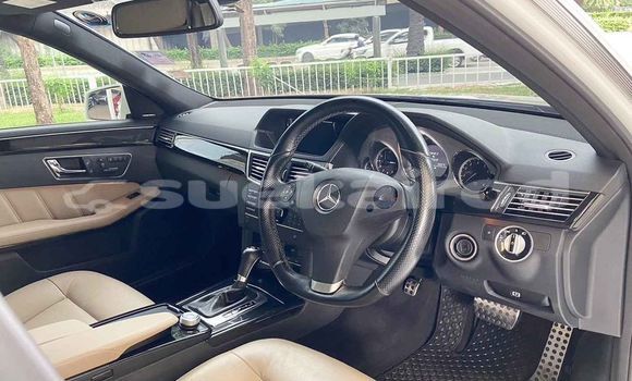 ซื้อ รถมือสอง Mercedes‒Benz E–Class ขาว รถยนต์ ใน %{เมือง} ใน กรุงเทพมหานคร ซื้อ รถมือสอง Mercedes‒Benz E–Class ขาว รถยนต์ ใน %{เมือง} ใน กรุงเทพมหานคร