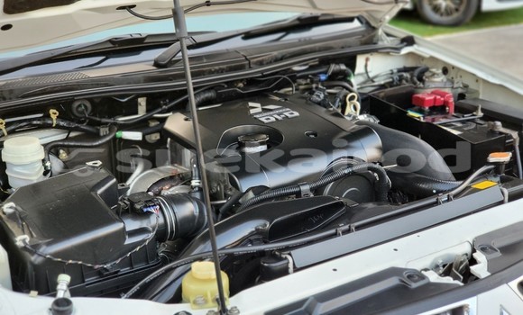 Buy Used Mitsubishi Pajero Sport White Car in Bangkok in Bangkok Buy Used Mitsubishi Pajero Sport White Car in Bangkok in Bangkok