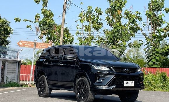 ซื้อ รถมือสอง Toyota Fortuner สีดำ รถยนต์ ใน %{เมือง} ใน กรุงเทพมหานคร ซื้อ รถมือสอง Toyota Fortuner สีดำ รถยนต์ ใน %{เมือง} ใน กรุงเทพมหานคร