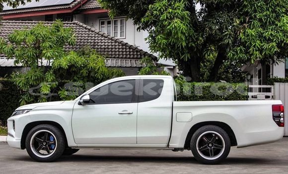ซื้อ รถมือสอง Mitsubishi Triton ขาว รถยนต์ ใน %{เมือง} ใน กรุงเทพมหานคร ซื้อ รถมือสอง Mitsubishi Triton ขาว รถยนต์ ใน %{เมือง} ใน กรุงเทพมหานคร