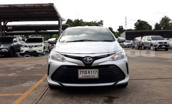 ซื้อ รถมือสอง Toyota Vios อื่น ๆ รถยนต์ ใน %{เมือง} ใน กรุงเทพมหานคร