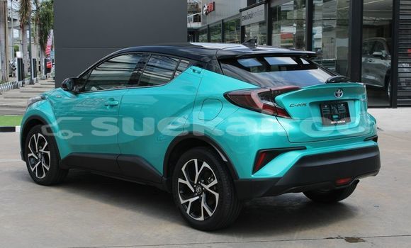 Buy Used Toyota C-HR Blue Car in Bangkok in Bangkok Buy Used Toyota C-HR Blue Car in Bangkok in Bangkok