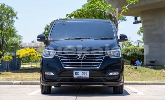 Buy Used Hyundai H1 Black Car in Bangkok in Bangkok Buy Used Hyundai H1 Black Car in Bangkok in Bangkok