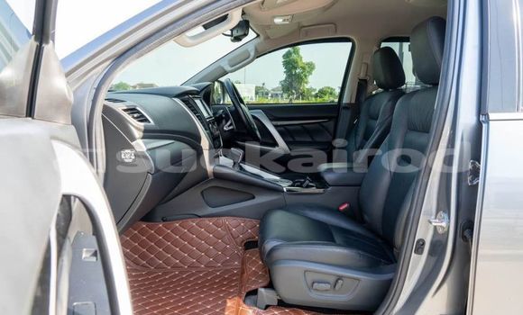 Buy Used Mitsubishi Pajero Other Car in Bangkok in Bangkok Buy Used Mitsubishi Pajero Other Car in Bangkok in Bangkok