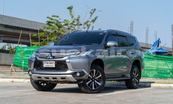 Buy Used Mitsubishi Pajero Other Car in Bangkok in Bangkok Buy Used Mitsubishi Pajero Other Car in Bangkok in Bangkok