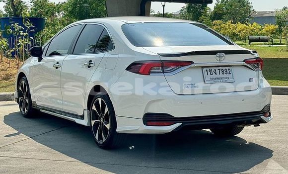 Buy Used Toyota Corolla White Car in Bangkok in Bangkok Buy Used Toyota Corolla White Car in Bangkok in Bangkok
