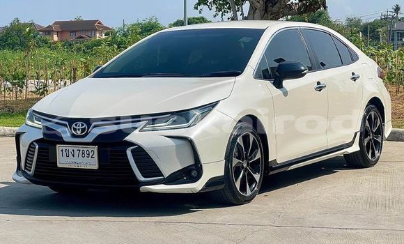 Buy Used Toyota Corolla White Car in Bangkok in Bangkok Buy Used Toyota Corolla White Car in Bangkok in Bangkok