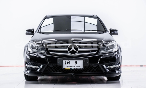 ซื้อ รถมือสอง Mercedes-Benz C-Classe สีดำ รถยนต์ ใน %{เมือง} ใน กรุงเทพมหานคร